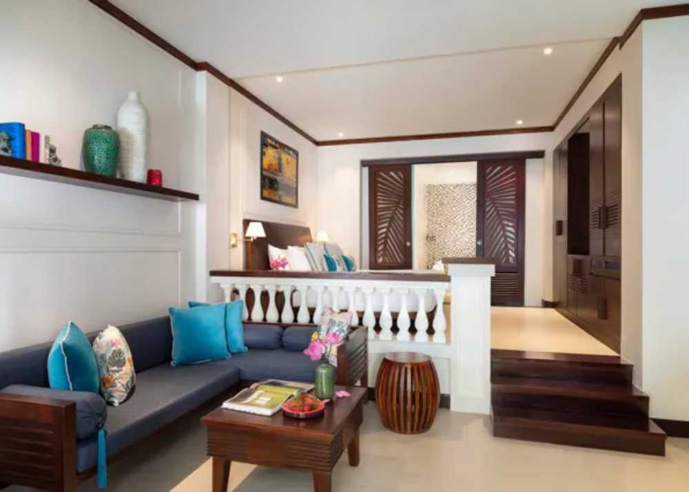 Rooms and Suites
