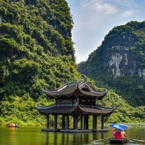 Full Day Excursion to Hoa Lu and Trang An Grottoes