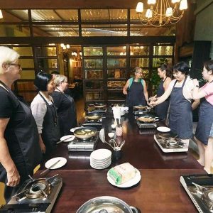 Gourmet Trip w Cooking & Market Visit